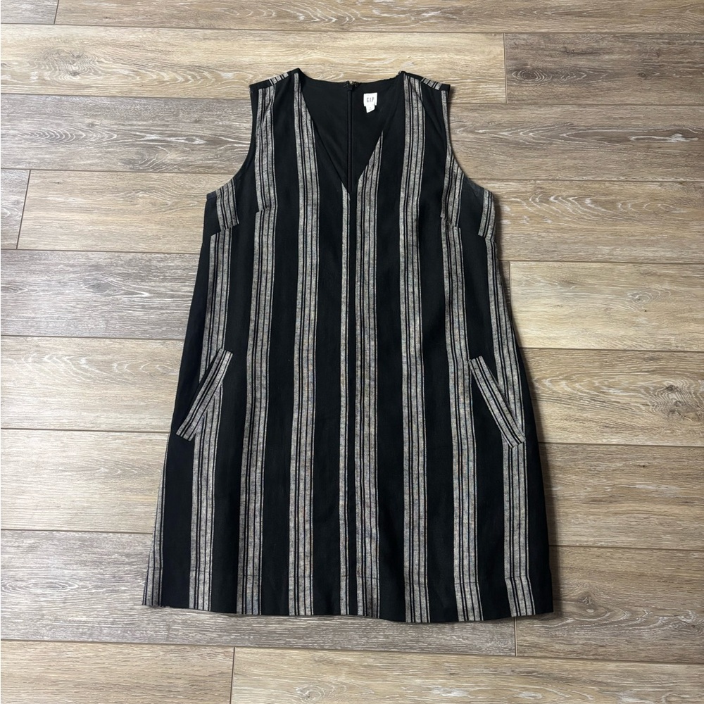 GAP Shift Dress Sz M Black Stripe Linen Blend Pockets Coastal Capsule Old Money